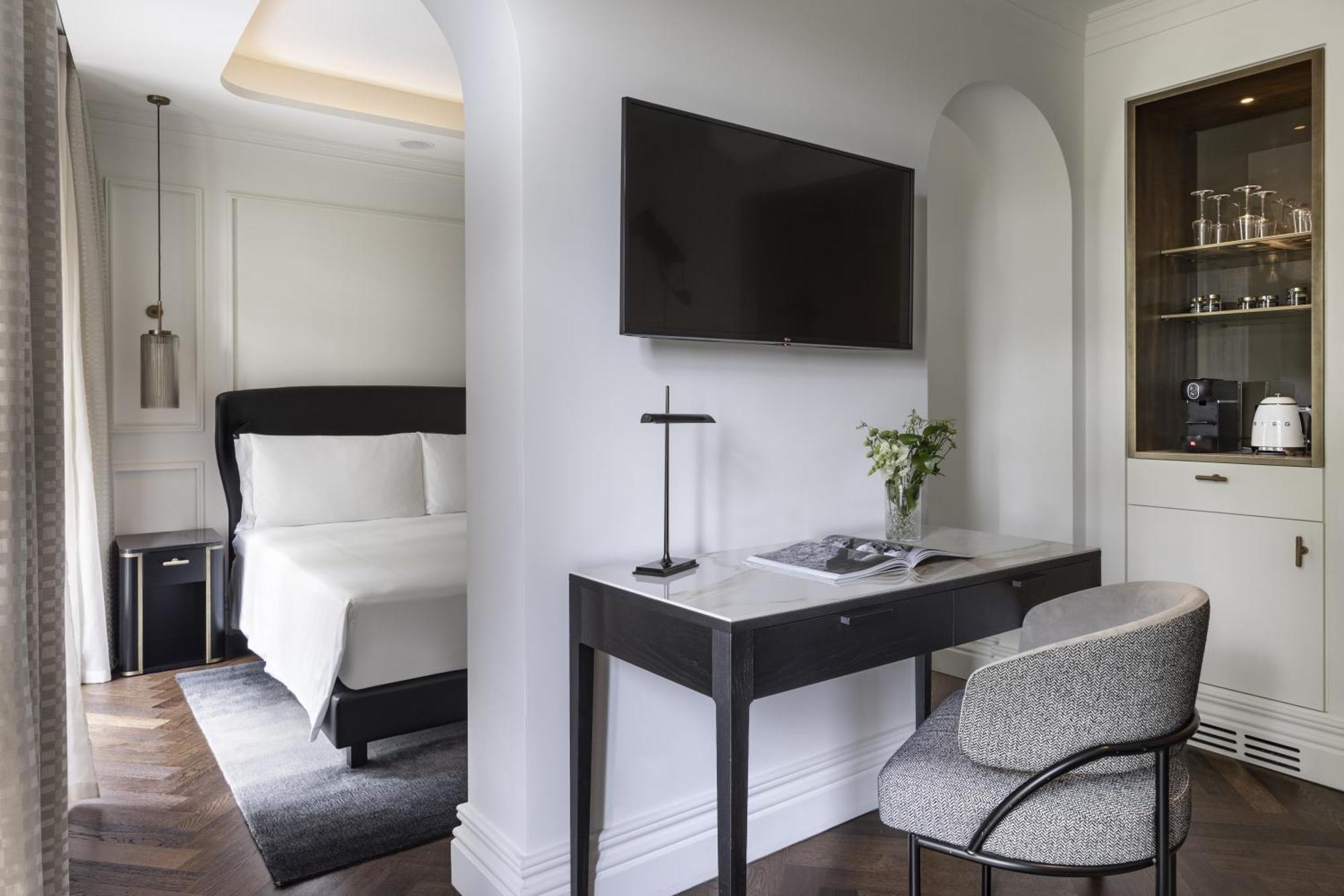 Intercontinental Ambasciatori Palace By Ihg Hotel 5*